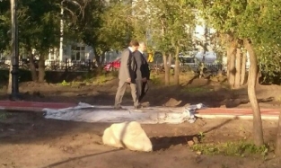 Вячеслава Двораковского «шпион» заметил в парке напротив администрации города