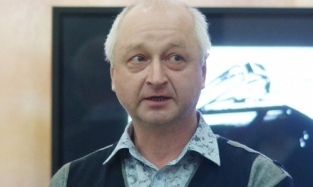 Экс-сотрудник областного минкульта декламировал Игоря Северянина