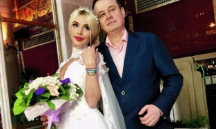 Модель Алена Кравец повторно сыграла свадьбу с избившим ее мужем-олигархом