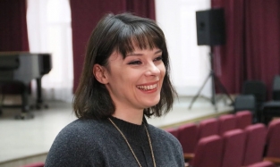 Всемирно известную пианистку Екатерину Мечетину пригласили в гости омские художники