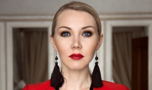 Омский визажист Альфия Беккер рассказала, какой сейчас макияж в тренде 