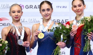 Ссора с сексуальной тренершей привела к пропаже чемпионки России по фигурному катанию