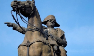 В музее Врубеля представят Наполеона на коне