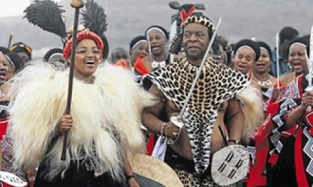 На свадьбе короля зулусов ЮАР было 10 тысяч гостей