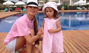 Виктория Боня показала своей 3-летней дочери Москву
