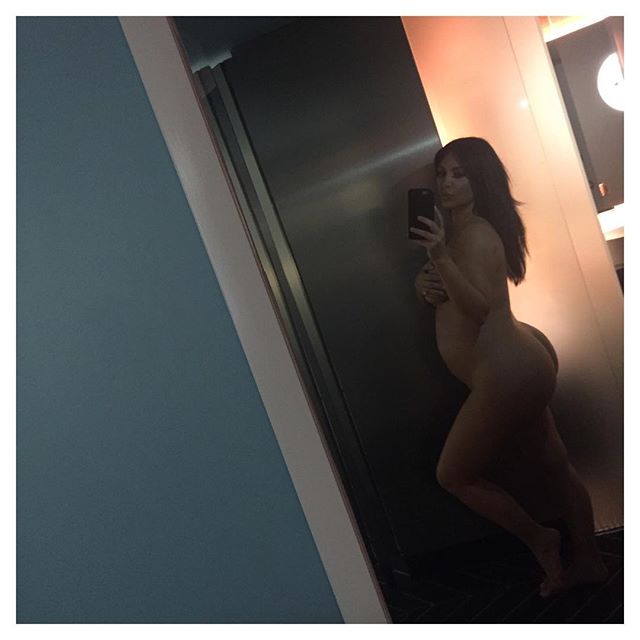 Ким Кардашьян Голая В Инстаграм