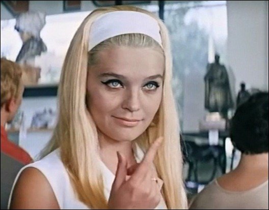 Отырғызу порносын қараңыз