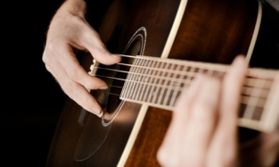Виртуозные повелители струн приглашают на VI фестиваль «Гитара в Омске»
