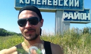 Омич идет пешком из Новосибирска в Омск из-за ссоры с любимой