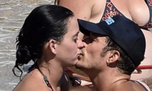 Орландо Блум и Кэти Перри любят друг друга на общественных пляжах Италии