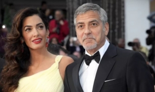 Джордж Клуни предложил соседям переехать в отель