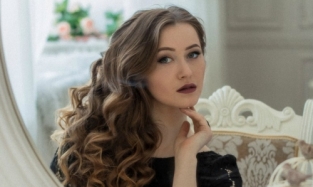 «Мисс ОмГТУ-2017» стала 21-летняя Ксения Остапенко