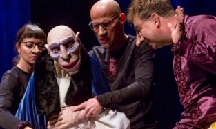 Спектакль близкого к председателю жюри театра победил на омском фестивале кукольников