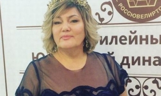 Марина Хариби побывала на юбилее омского «Евромеда»