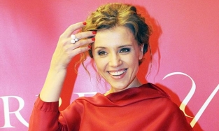 Ксения Алферова призналась, что в школьные годы испытывала «приступы счастья»
