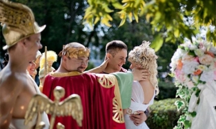 На «Симфопарке» будут проводить свадебные церемонии в античном и версальском стиле