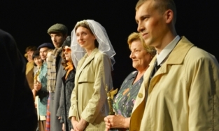 Актеры кишиневского театра «С улицы Роз» из Омска поехали в отпуск