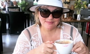 Марину Хариби заподозрили в том, что она пьет чужой кофе