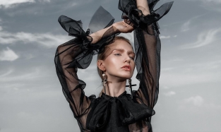 Омская модель Мария Елькина сравнила себя с «черной вдовой»