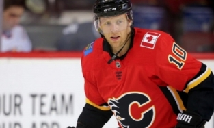 Канадского хоккеиста Верстига не отпустила играть в «Авангарде» жена