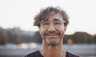 Альфредо Биллембург: «В Омске нечего делать, поэтому тут все сразу женятся»