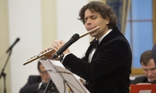 Лучший флейтист России сыграет для омичей