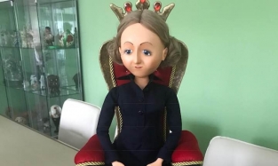 У директора Омского цирка появилась кукла-двойник