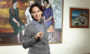 Директор Омского музея Врубеля полюбовалась на обнаженного всадника