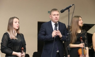 Глава областного минкульта усилил мужскую энергию в ведомстве