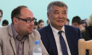Новый глава Центрального округа Омска Мендубаев «накреативил» «Джинсфест»
