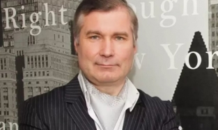 Известному омскому адвокату Андрею Хабарову сегодня 55