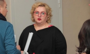 Новой «музой» у Владимира Шалака станет зам директора департамента информполитики