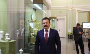 Михаил Сутягинский, редкий фигурант омской светской хроники, засветился в музее