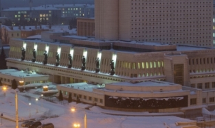 Омская библиотека Пушкина займется моделями на деньги федералов