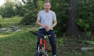 Велоправительство: след за губернатором на велосипед сел и его зам Ушаков