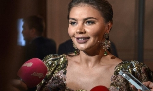 Экс-гимнастка Алина Кабаева в год может заработать 785 млн рублей