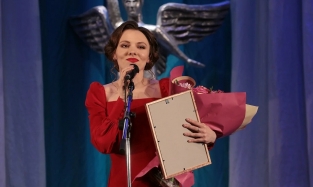 Лучшие наряды церемонии вручения омских театральных наград