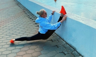 Омская гимнастка всегда в форме. Это видно по ее Instagram