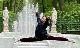 На побывку едет: дочь депутата Омского ЗакСобрания завершила первый учебный год в балетной академии
