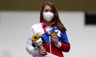 Золотая медаль и золотое кольцо: Виталина Бацарашкина выходит замуж 
