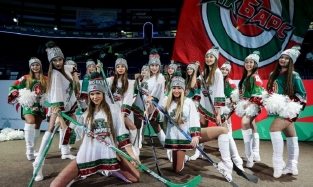 Нет чирлидингу!: хоккейный клуб столицы Татарстана поддерживает семейные ценности