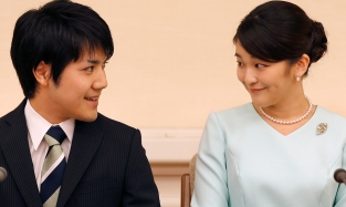 Брак по любви обошелся японской принцессе в 1.3 млн долларов 