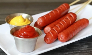 Школьник сдал мать-зожницу полиции за колбасу с кетчупом 