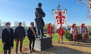 Не Омском единым: во Флоренции открыли памятник Достоевскому 