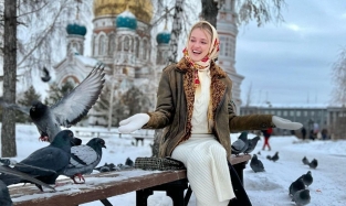 Модель Влада Рослякова проводит новогодние каникулы в Омске 