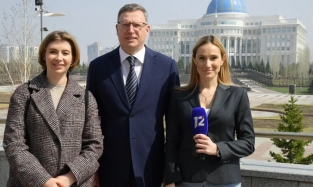 Новый пресс-секретарь Буркова "засветилась" в "клетке"