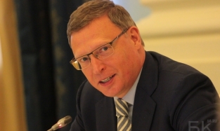 Такой молодой: Александр Бурков поделился с подписчиками архивным фото 