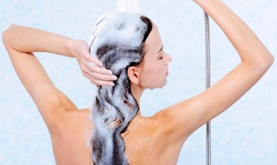 Мифы об уходе за волосами, в которые не стоит верить 