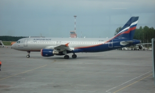 Солидный авиаперевозчик поскупился на своего 100-тысячного пассажира в Омске