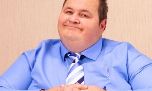 Можно похудеть, даже сидя за столом: найдена «мышца стройности»